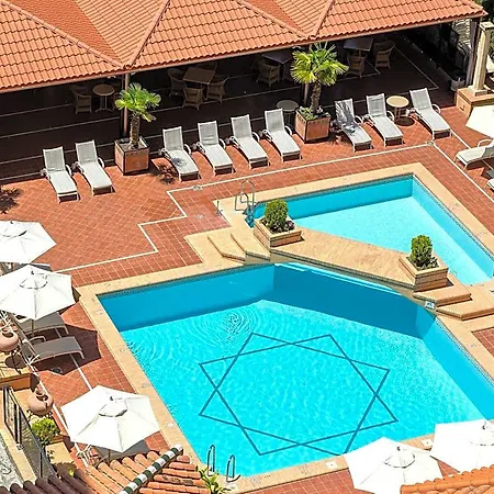 Szálloda Saray Granada