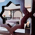 Saray Ξενοδοχείο 4*