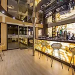 Hotel Saray