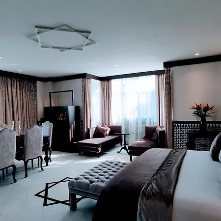 Отель Saray 4*