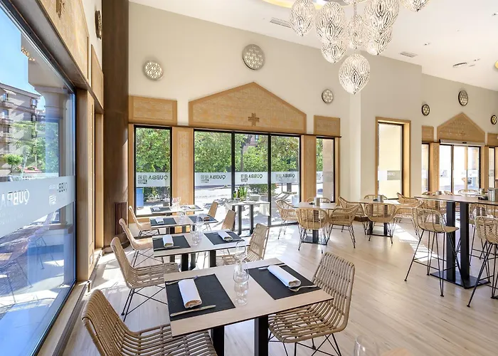 Hotel Saray