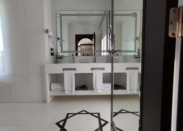 Hotel Saray Granada