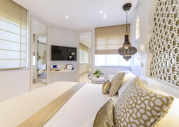 Hotel Saray