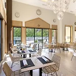 Hotel Saray